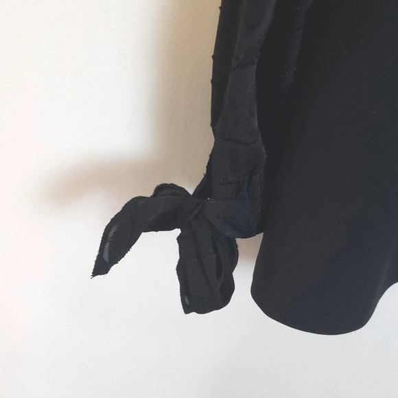 Ann Taylor Factory Black Blouse Tie Sleeve size Small - Picture 3 of 5